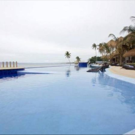 The Bellevue Resort Panglao Dış mekan fotoğraf Infinity pool at the Iberostar Grand Hotel, Playa del Carmen, Mexico